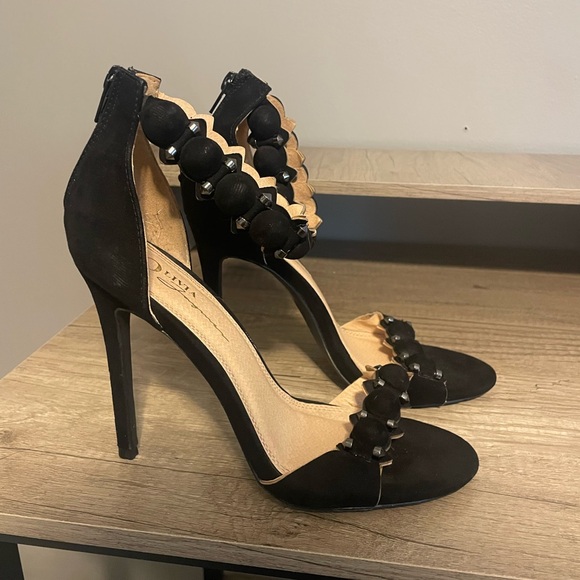 Olivia Ferguson Black Microsuede Stiletto Heels - Picture 5 of 8